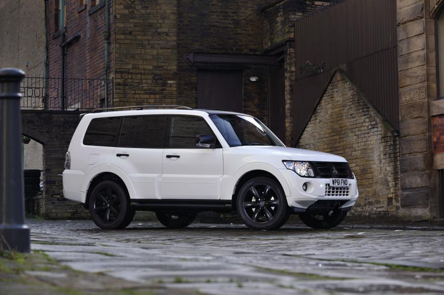  Mitsubishi Shogun Black 2012 года  (UK) (фото 60 из 85)
